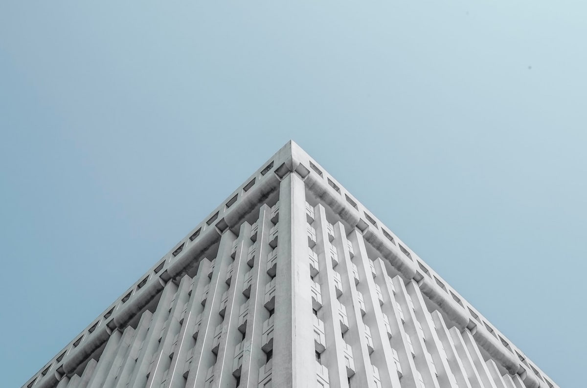 博鱼电竞官网-可惜！拜尔、阿德耶米连续两脚射门，均击中门框弹出！