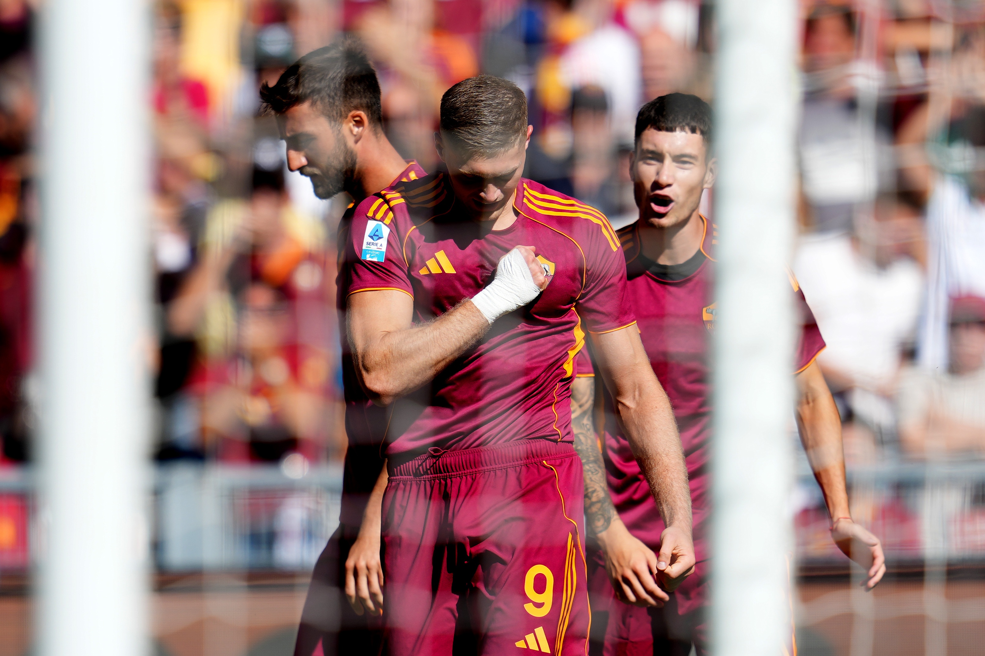 博鱼电竞官网-意天空：恢复情况不如预期，罗马前锋多夫比克基本上赛季报销